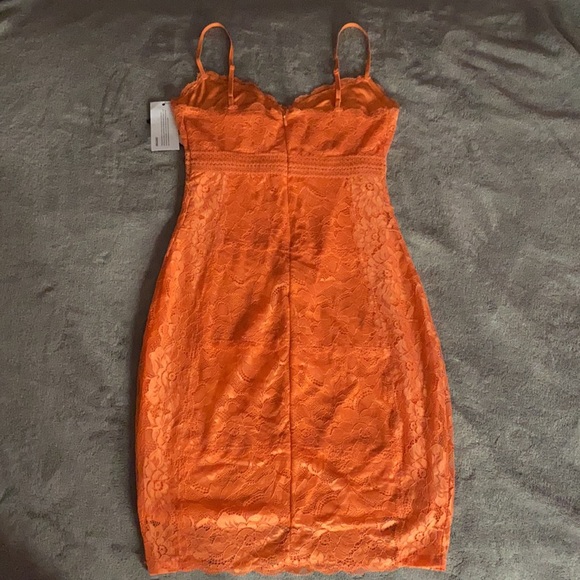 Guess lace dress - Picture 3 of 11